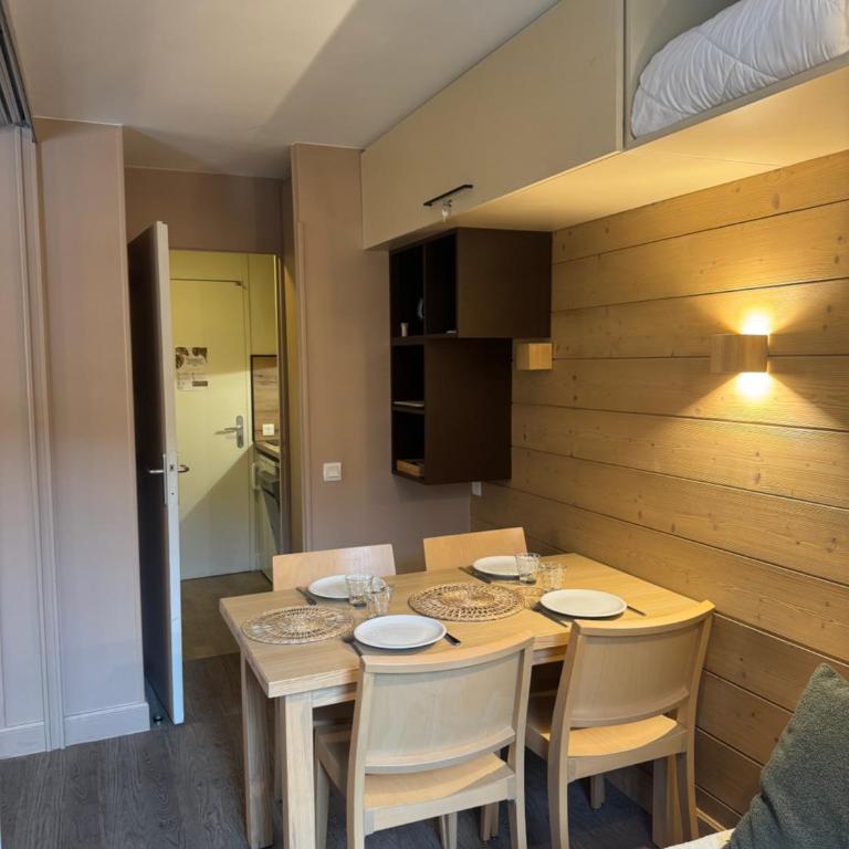 Studio cosy Plagne 1800 - 4pers - Piscine chauffée - Outdoor - Appartamento con 1 Camera da Letto - 29