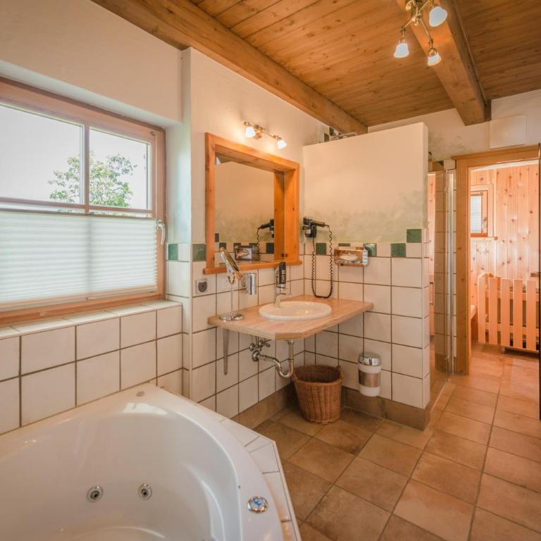 Almwelt Austria - Chalet „Jägerin“ mit 2 Schlafzimmern - 3