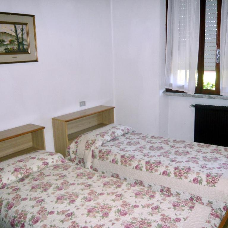 Holiday Home Il Pontile in Marina di Massa, apartments with private outdoor area, just 400 meters from the sea - Appartamento con 3 Camere da Letto - 12
