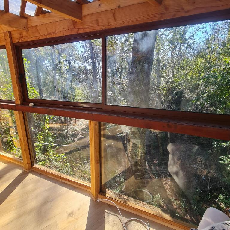 CASA CON TINAJA, PISCINA Y QUINCHO - Pucón - Three-Bedroom Vacation Home - 36