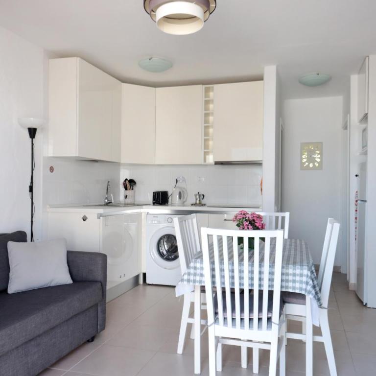 Sun Beach Holiday 50 - One-Bedroom Apartment - 4