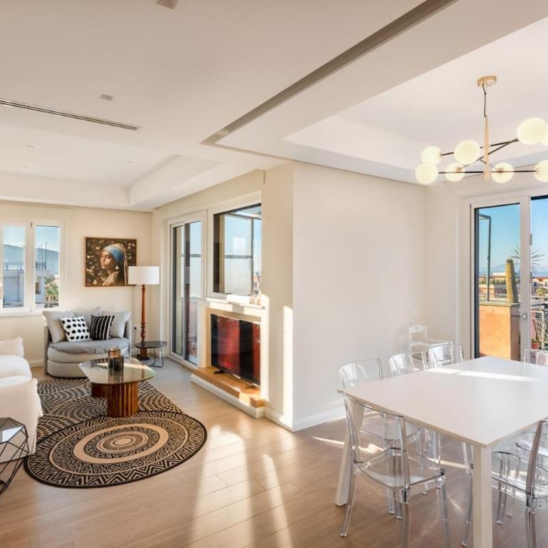 Lux 4BR Sorrento Home with SeaView Terrace - Apartment - 21