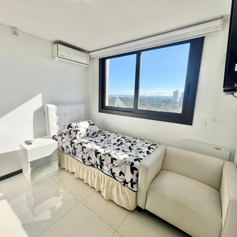 Stradivarius - Two-Bedroom Apartment - 10