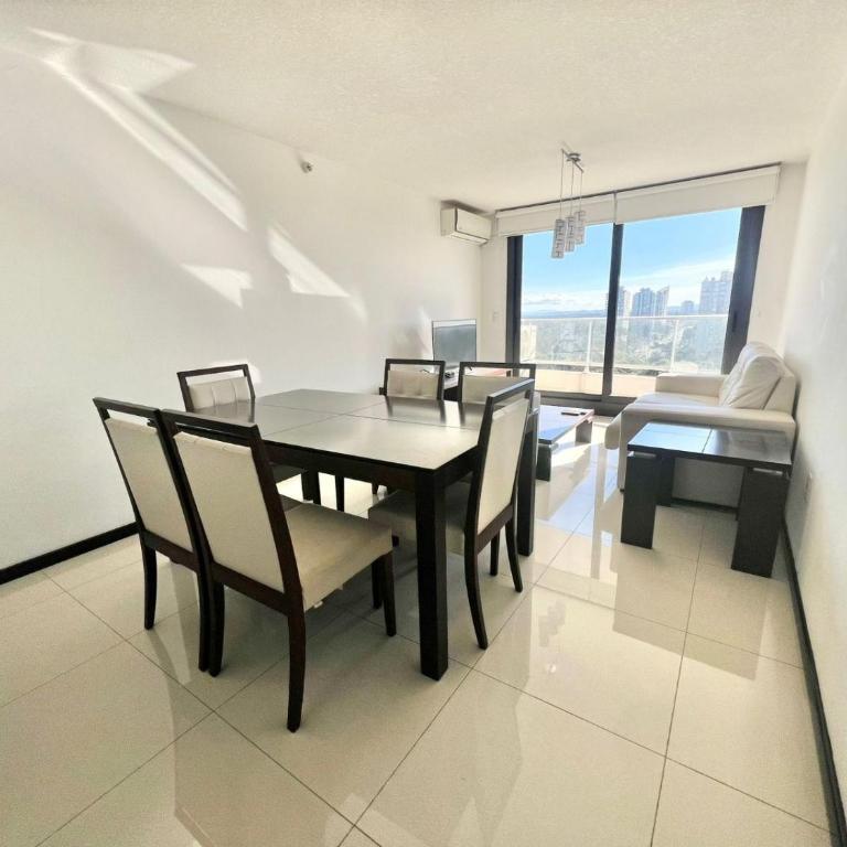 Stradivarius - Two-Bedroom Apartment - 8