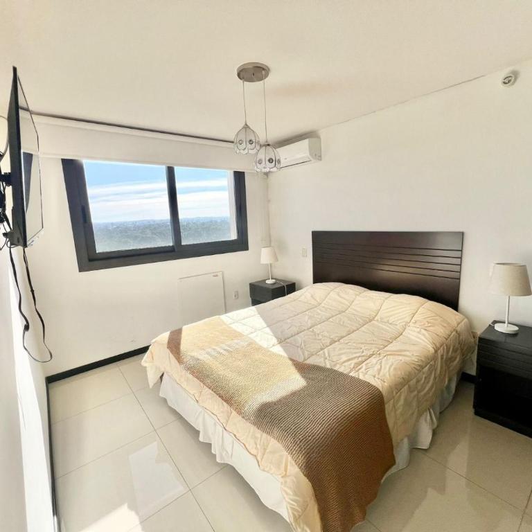 Stradivarius - Two-Bedroom Apartment - 12