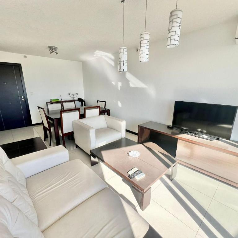 Stradivarius - Two-Bedroom Apartment - 6
