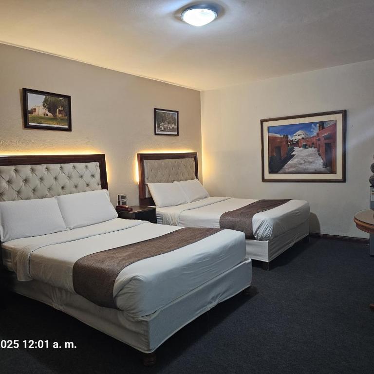 HCHOTELS Rivero520 - Habitación Doble Estándar con 2 camas grandes - 1