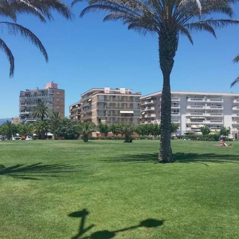 LG Cosy Loft La Pineda - One-Bedroom Apartment - 20