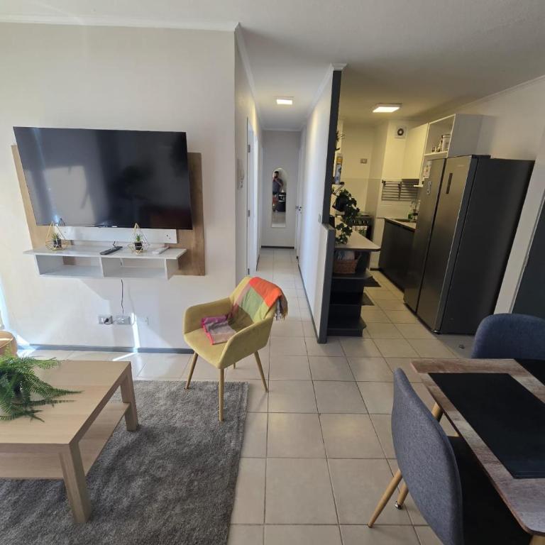 Cálido-céntrico- climatización AC-parking-piscina - Apartment - 1