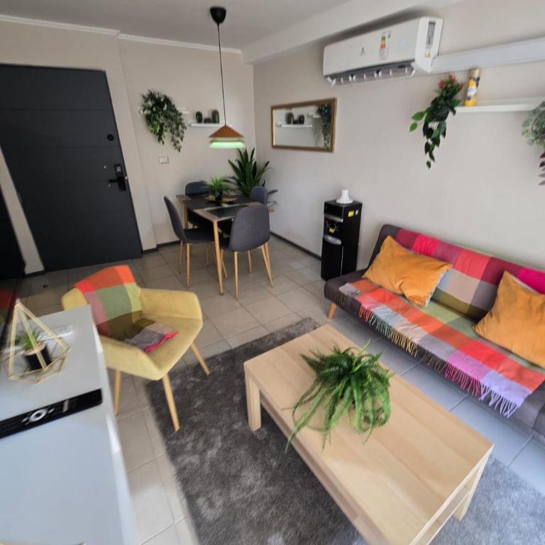 Cálido-céntrico- climatización AC-parking-piscina - Apartment - 4