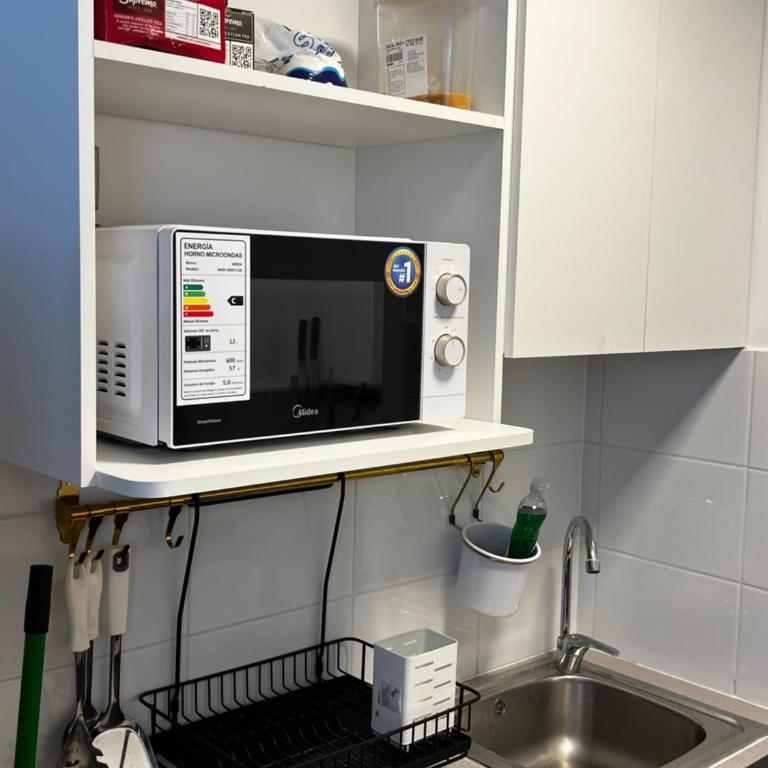 Cálido-céntrico- climatización AC-parking-piscina - Apartment - 14