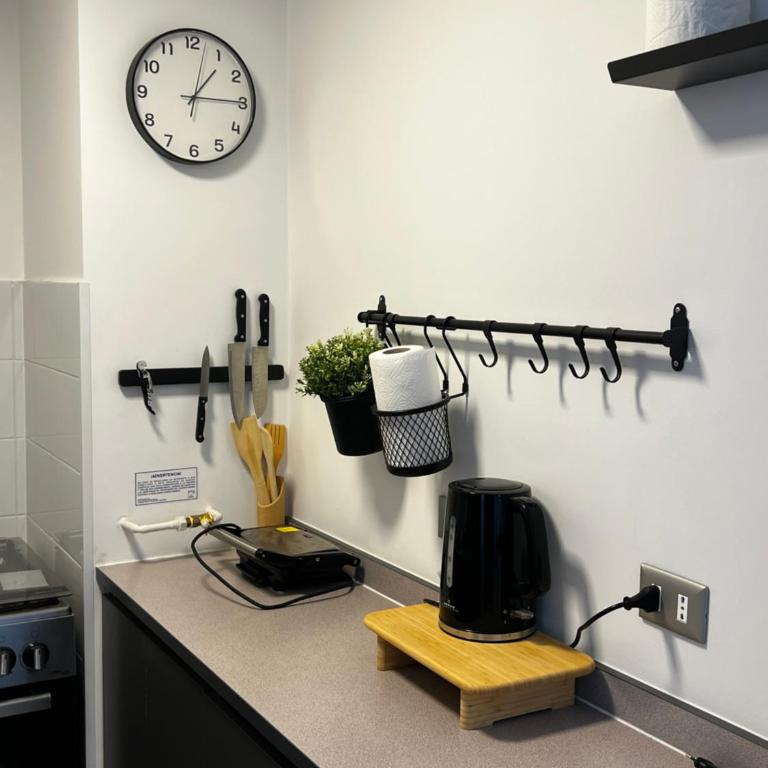 Cálido-céntrico- climatización AC-parking-piscina - Apartment - 15