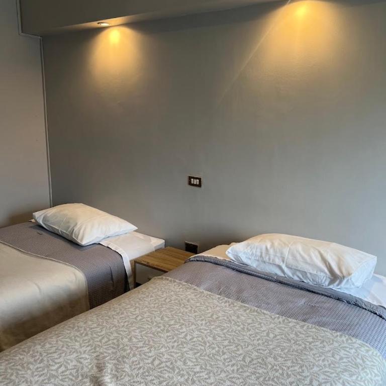 Aloja Hotel - Frente al Mall Portal Osorno - Triple Room - 5
