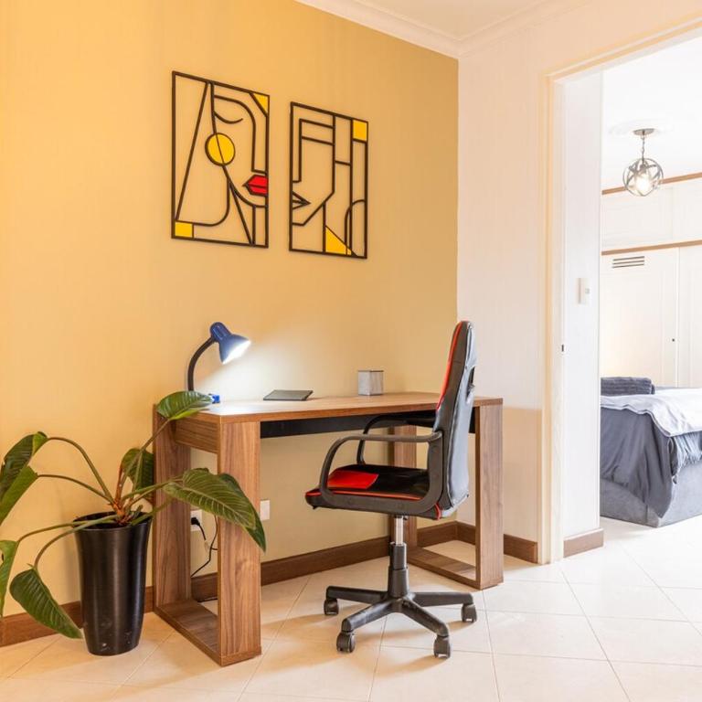 Center City Flats - Apartments Park Poblado, Lleras Medellin - Apartment with Balcony - 11
