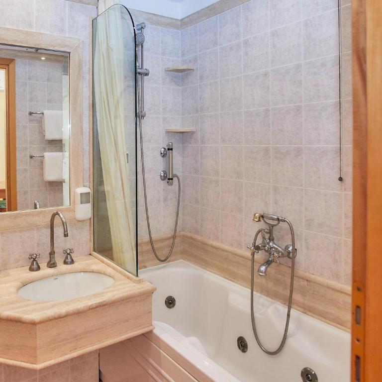 Roman Base near Marco Simone Golf Course - Casa Vacanze con 3 Camere da Letto - 26