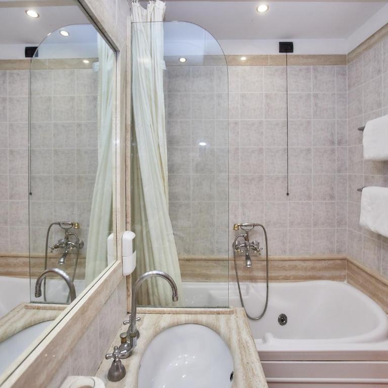 Roman Base near Marco Simone Golf Course - Casa Vacanze con 3 Camere da Letto - 27