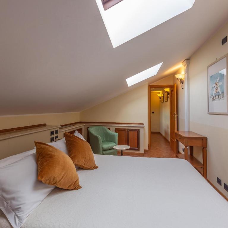 Roman Base near Marco Simone Golf Course - Casa Vacanze con 3 Camere da Letto - 21