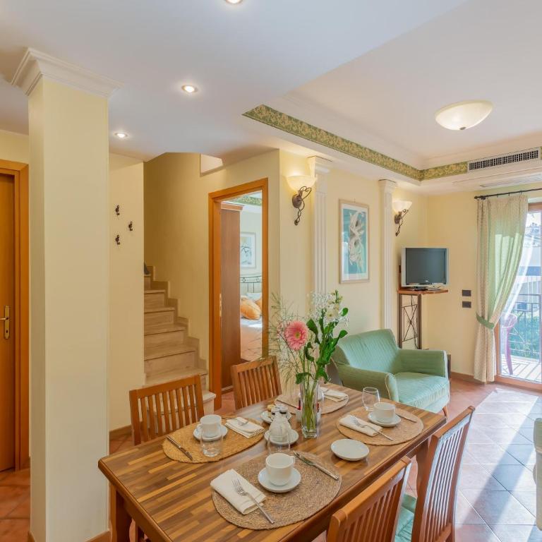 Roman Base near Marco Simone Golf Course - Casa Vacanze con 3 Camere da Letto - 10