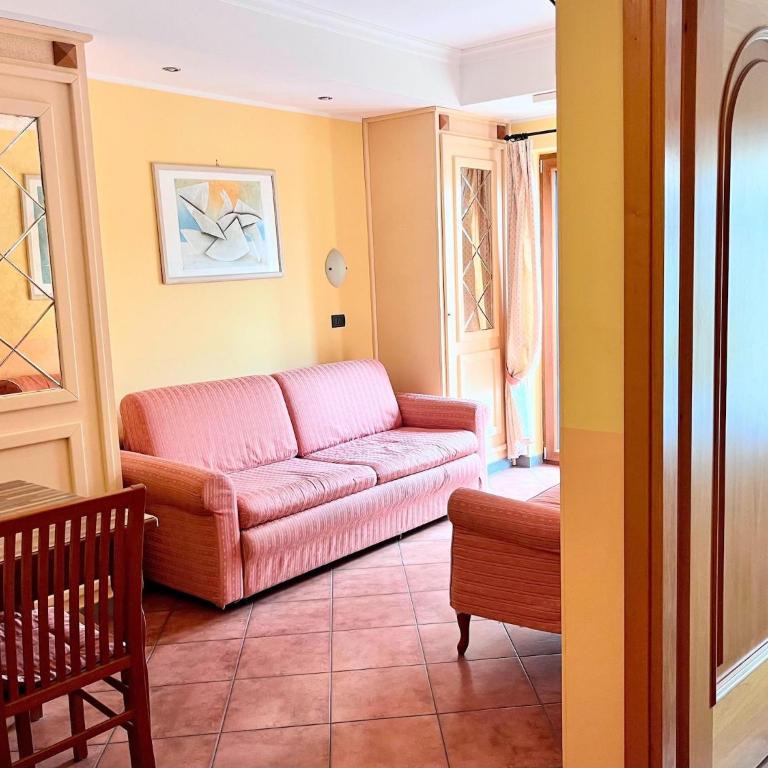 Roman Base near Marco Simone Golf Course - Casa Vacanze con 3 Camere da Letto - 13