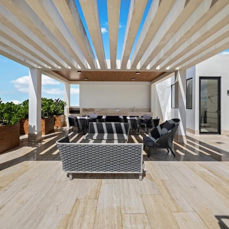 Oceanfront Luxury 2BR apartment in Puerto Morelos - Two-Bedroom Apartment - 22