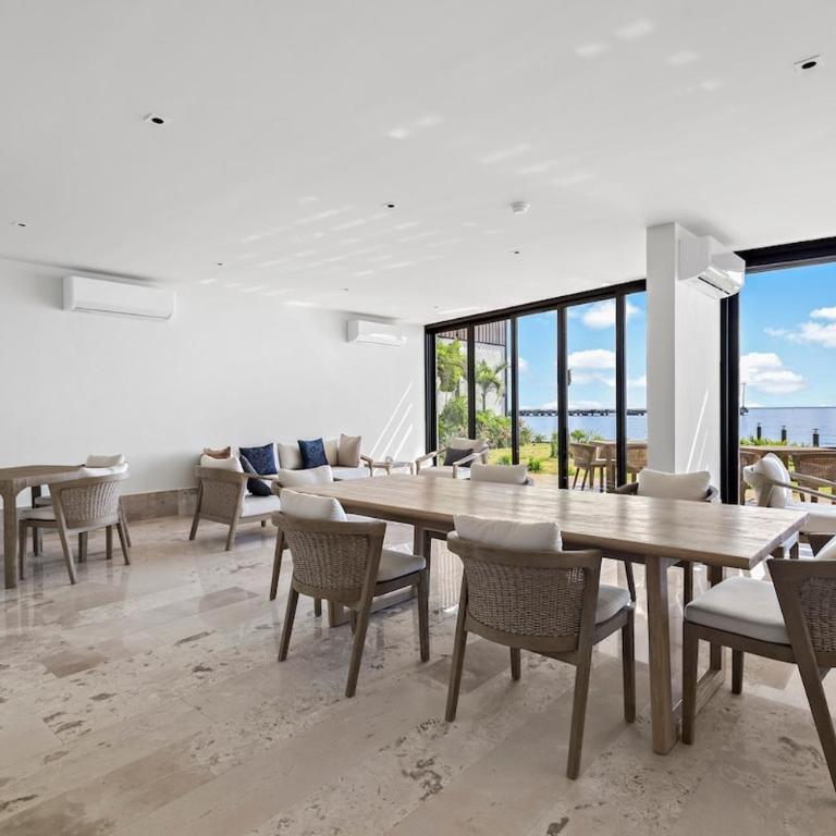 Oceanfront Luxury 2BR apartment in Puerto Morelos - Two-Bedroom Apartment - 26