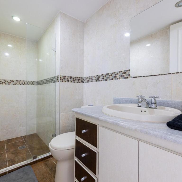 Center City Flats - Apartments Park Poblado, Lleras Medellin - Superior Apartment - 10