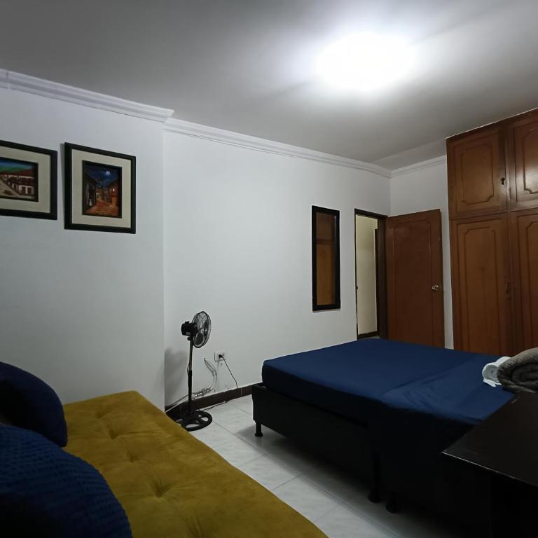 hogar Familar en Pereira, Cerca a Expofuturo, Estadio, Villa Olímpica - Three-Bedroom House - 8