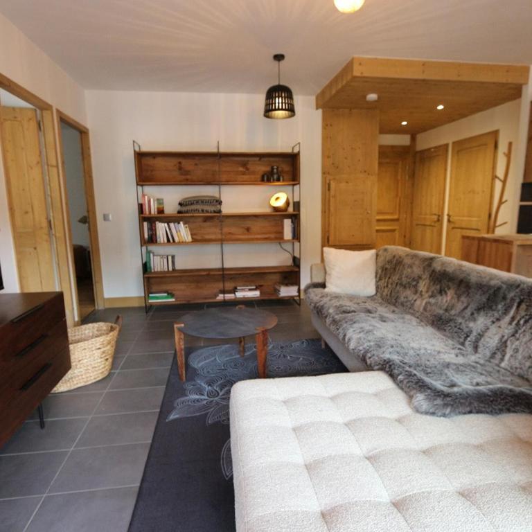 Appartement standing 2 chambres, centre Arâches, 5 pers, parking, wifi - FR-1-836-8 - Apartment - 4