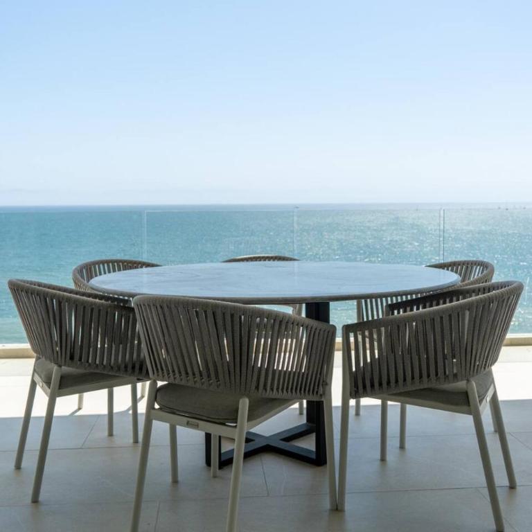4-bed beachfront Lux Apartment - Apartamento - 7
