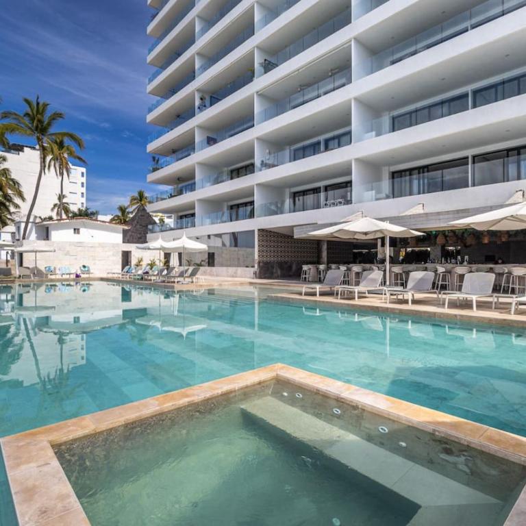 4-bed beachfront Lux Apartment - Apartamento - 18