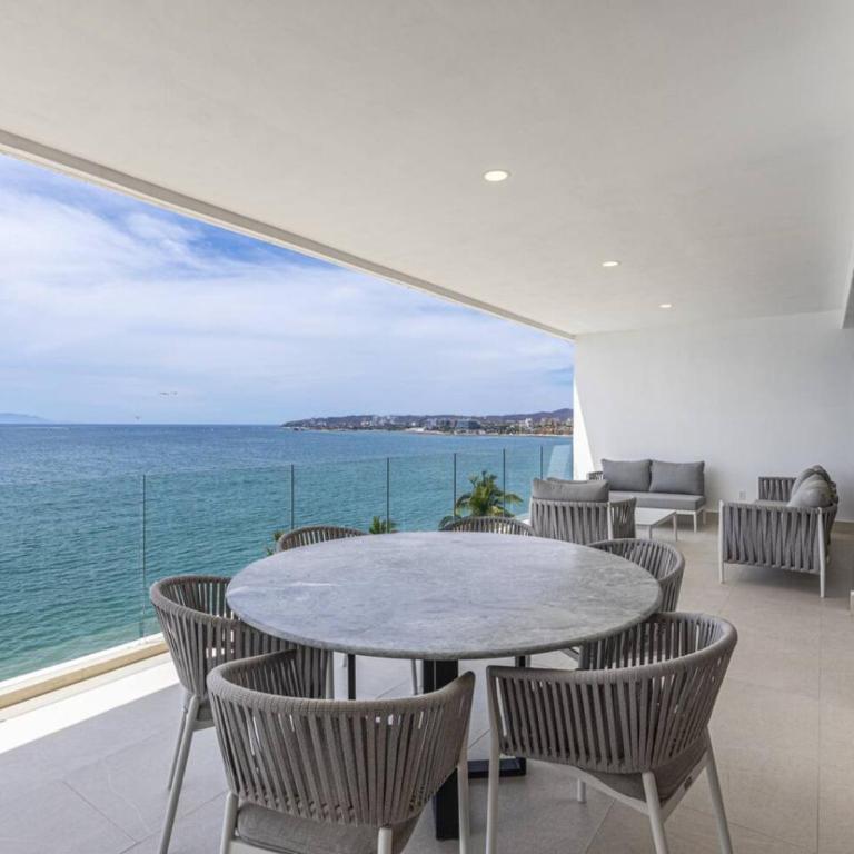 4-bed beachfront Lux Apartment - Apartamento - 25