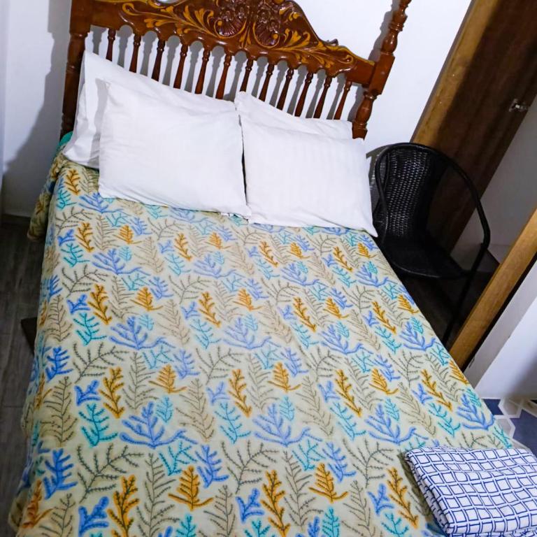 habitacion en casa de familia - Habitación Doble con baño compartido - 3