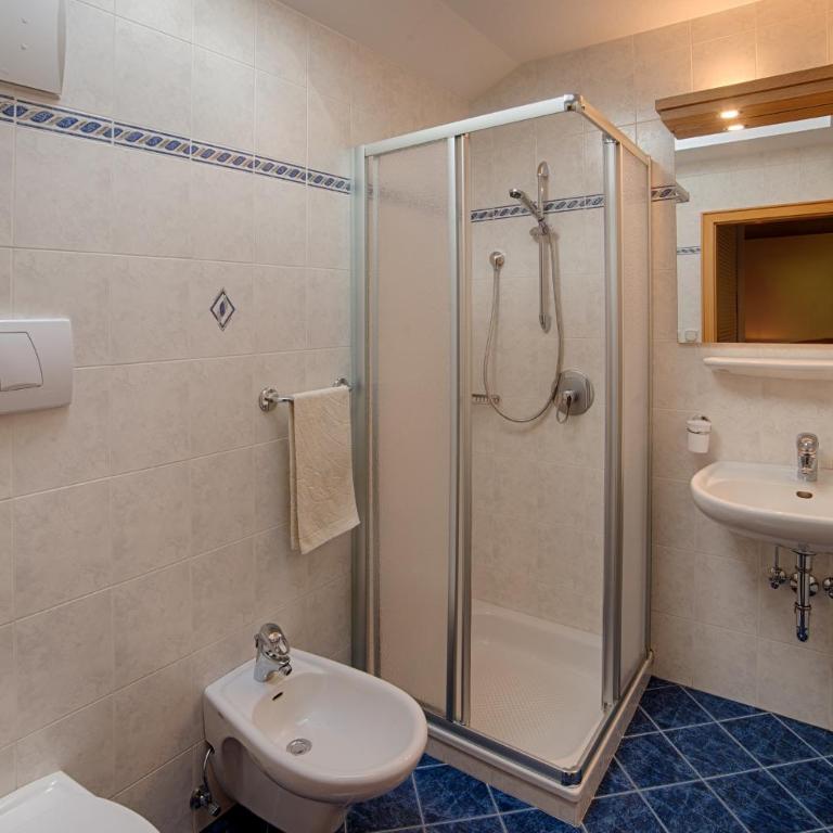Pension Brugghof - Camera Familiare con Balcone - 3