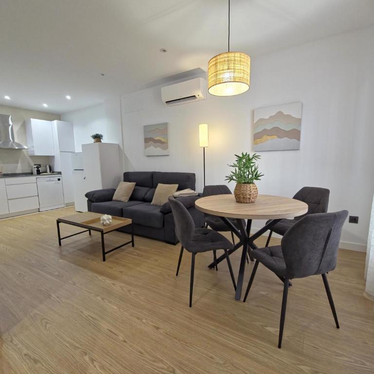 Apartamentos Picasso by gaiarooms - One-Bedroom Apartment - 1