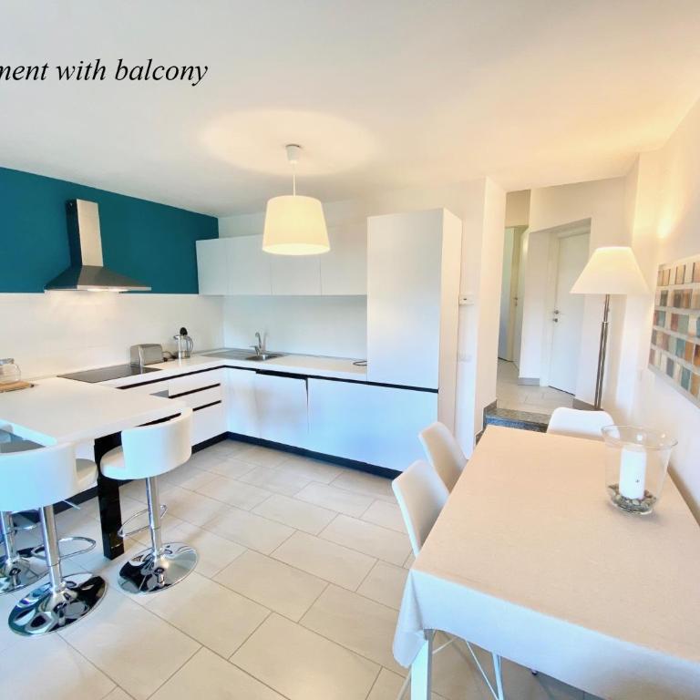 Tower 44 - Apartamento con balcón - 1