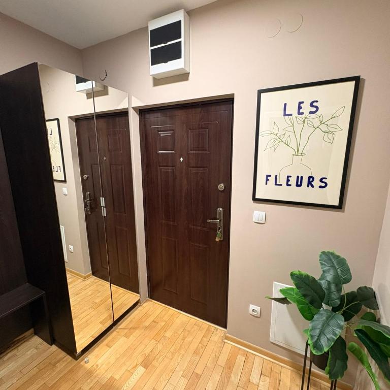 NAR Royalton Accommodation - Apartman s 1 Spavaćom Sobom i Balkonom - 3