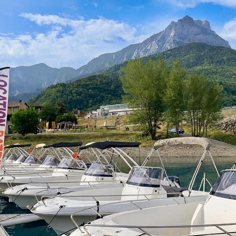 La terrasse au bord du Lac, vue panoramique lac et montagnes , 2 ch, linge et ménage inclus - Appartement - 29
