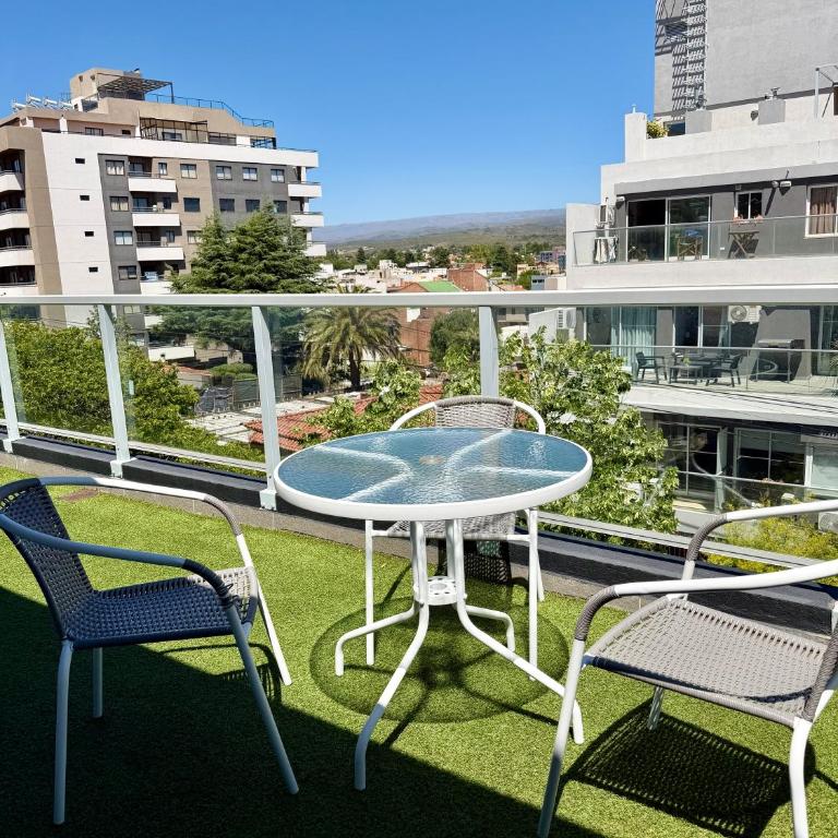 "Depto Centrico Terrazas" con Pileta y Cochera - Apartamento de 2 dormitorios con vistas a la montaña - 19