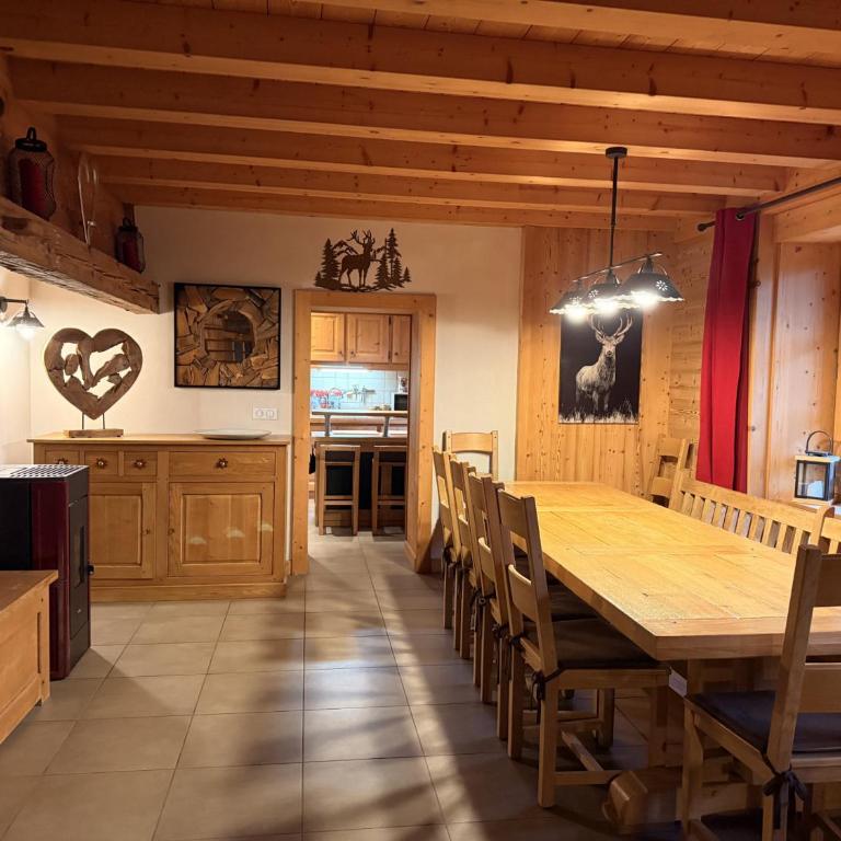Grand chalet à Samoëns pour 11 personnes avec Wifi - FR-1-846-7 - Chalet - 25