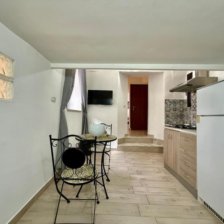 Dimora Sant'Agostino 2 - Appartamento con 1 Camera da Letto - 12