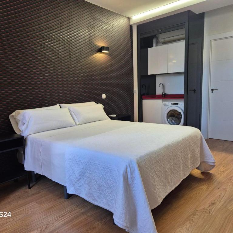 APARTAMENTOS SANTA JULIANA - Apartamento Estudio - 1