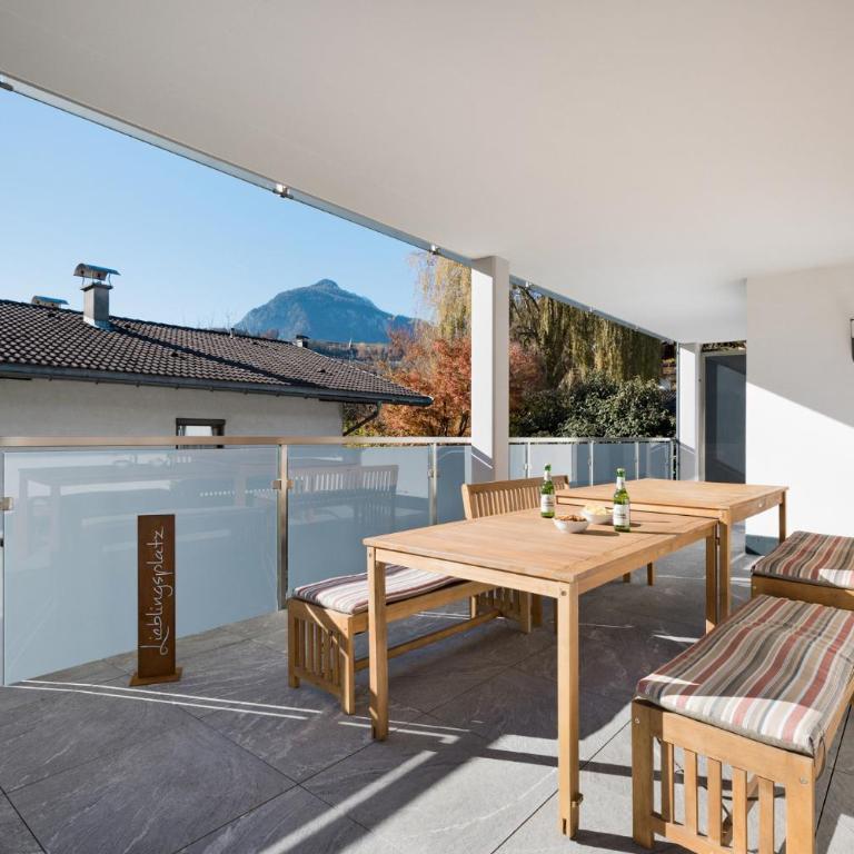 Apart Dahoam - Deluxe Apartment with Three-Bedroom and Mountain View - 6