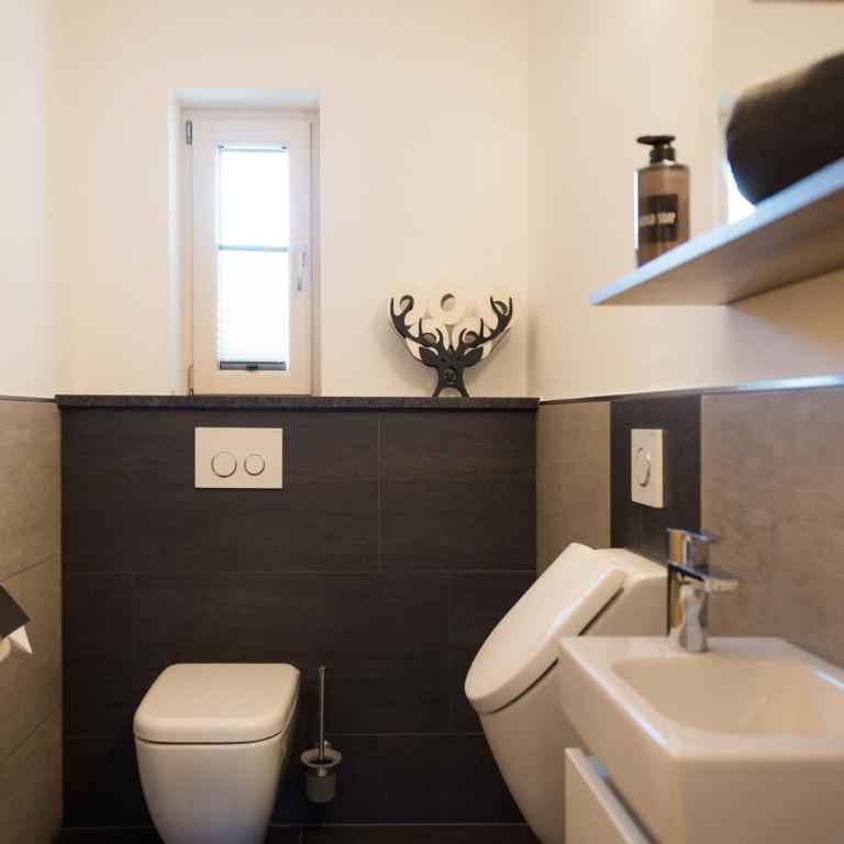 Apart Dahoam - Deluxe Apartment with Three-Bedroom and Mountain View - 8