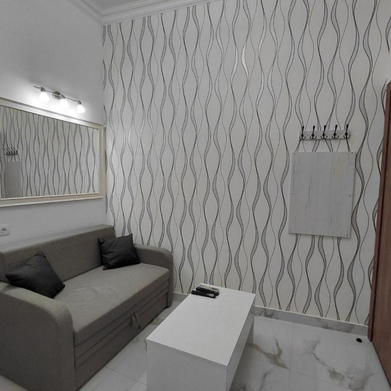 Angel Suites - One-Bedroom Apartment - 1