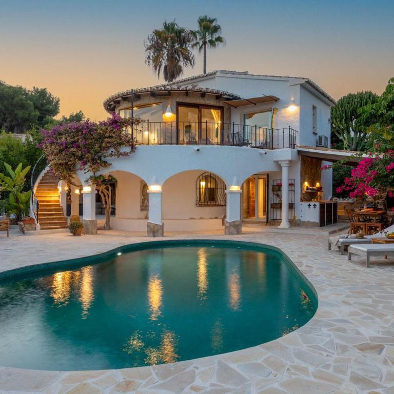 Villa Arnella by Abahana Villas - Villa con piscina privada - 26