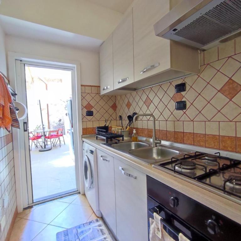 Scogghiu d'amuri - Three-Bedroom Standard Apartment - 5