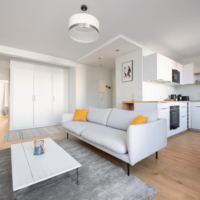 T2 Havre de Paix centre ville Toulouse - Parking privé - Métro & TRAM Palais de justice 2min - One-Bedroom Apartment - 14