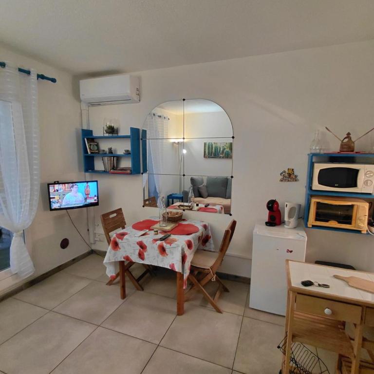 Sanary Bandol plein SUD - Monolocale con Vista Mare - 12