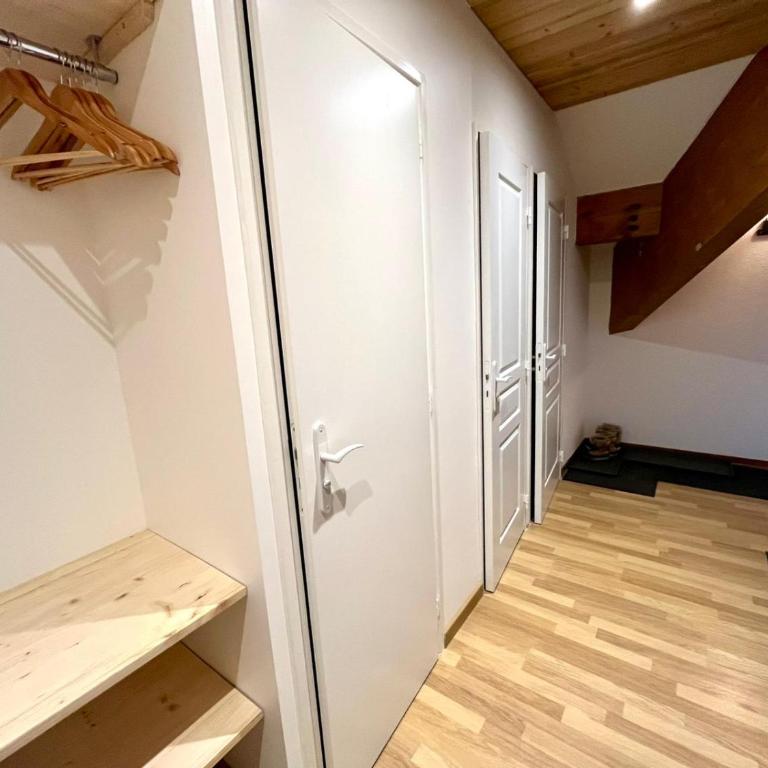 Appartement 8-10 personnes Duplex Agaliette - Valmeinier 1800 - Appartement 3 Chambres avec Balcon - 34