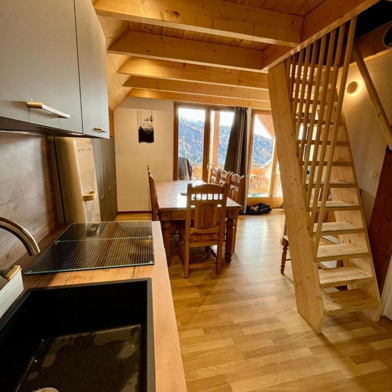 Appartement 8-10 personnes Duplex Agaliette - Valmeinier 1800 - Appartement 3 Chambres avec Balcon - 24